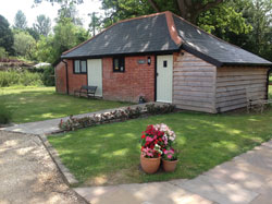 Acorns - self catering cottage