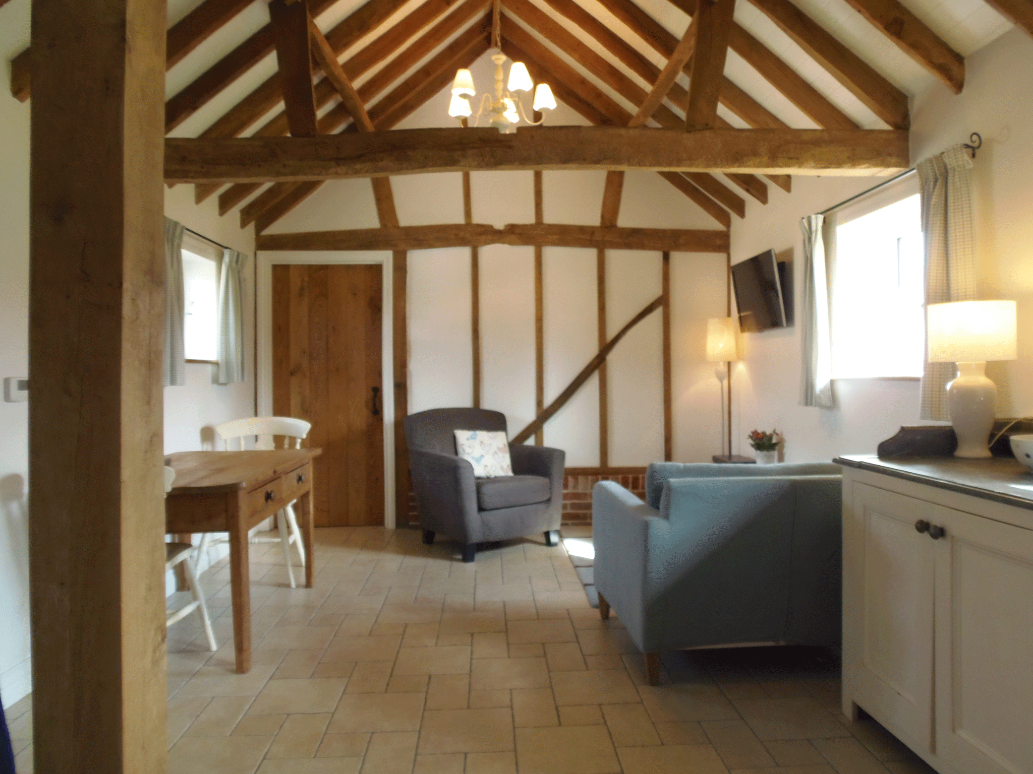 Pyesmead Farm self catering - Acorns living area